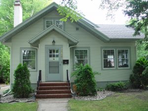 Vinyl vs Steel Siding