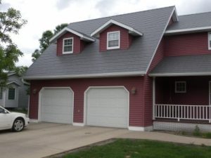 Seamless steel siding on Hastings, NE home